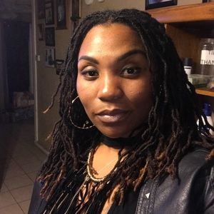 Meet your Posher, Paulette